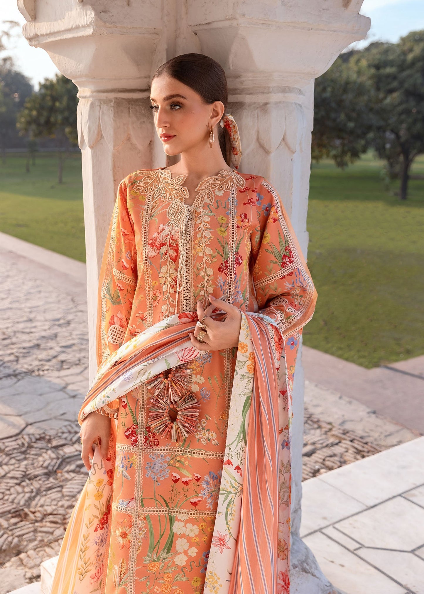 CRIMSON LAWN EMBROIDERED LAWN 3 PC WITH SOFT LAWN DUPPATA