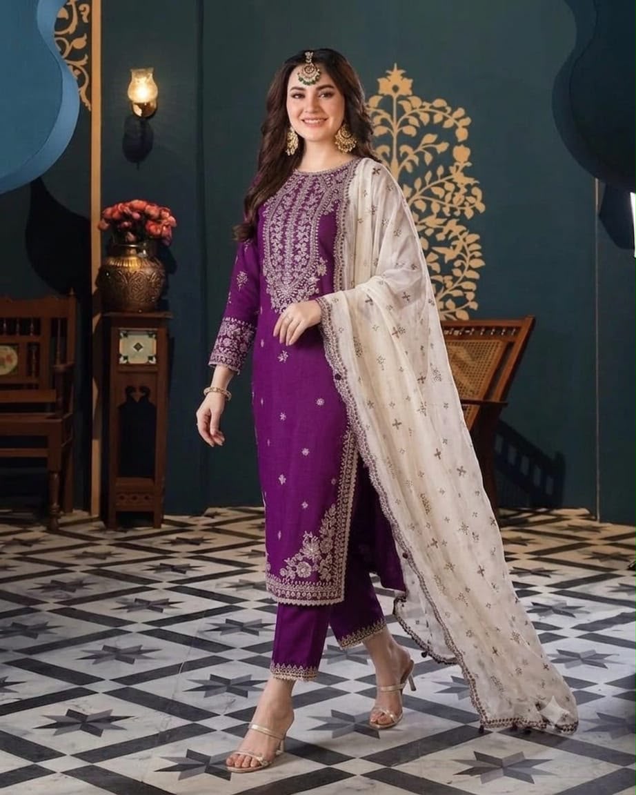 CHARIZMA EMBROIDERED CHIFFON 3 PC SUIT WITH READY EMBROIDERED DUPPATA