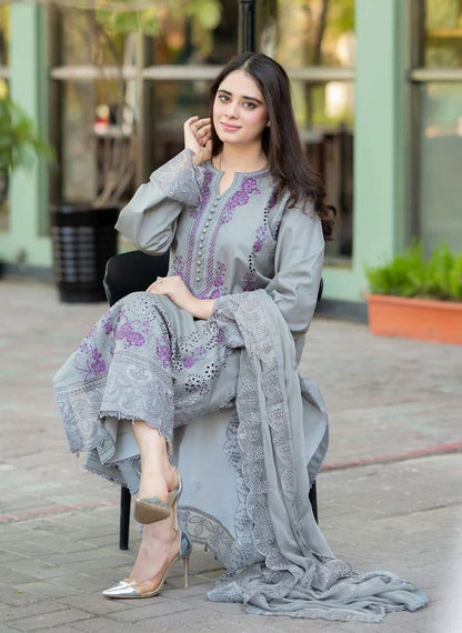MUSHQ 3 PC LAWN EMBROIDERED WITH EMBROIDERED DUAPPTA