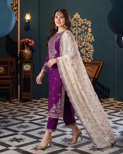 CHARIZMA EMBROIDERED CHIFFON 3 PC SUIT WITH READY EMBROIDERED DUPPATA