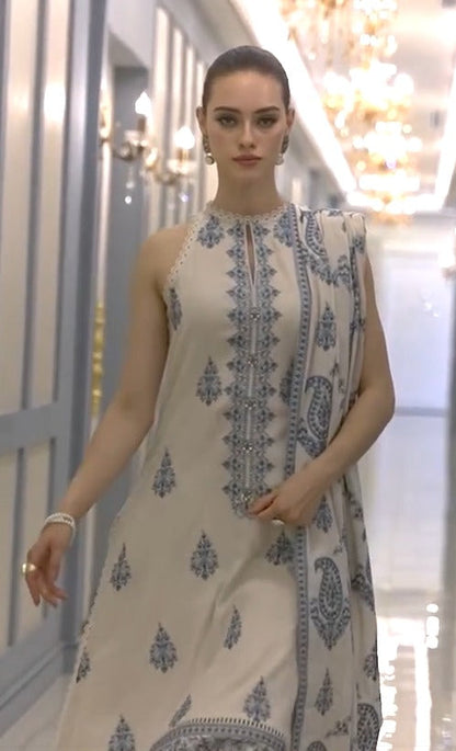 BAREEZE LUXURY WINTER EMBROIDERED 3 PC SUIT WITH HEAVY EMBROIDERED SHAWL