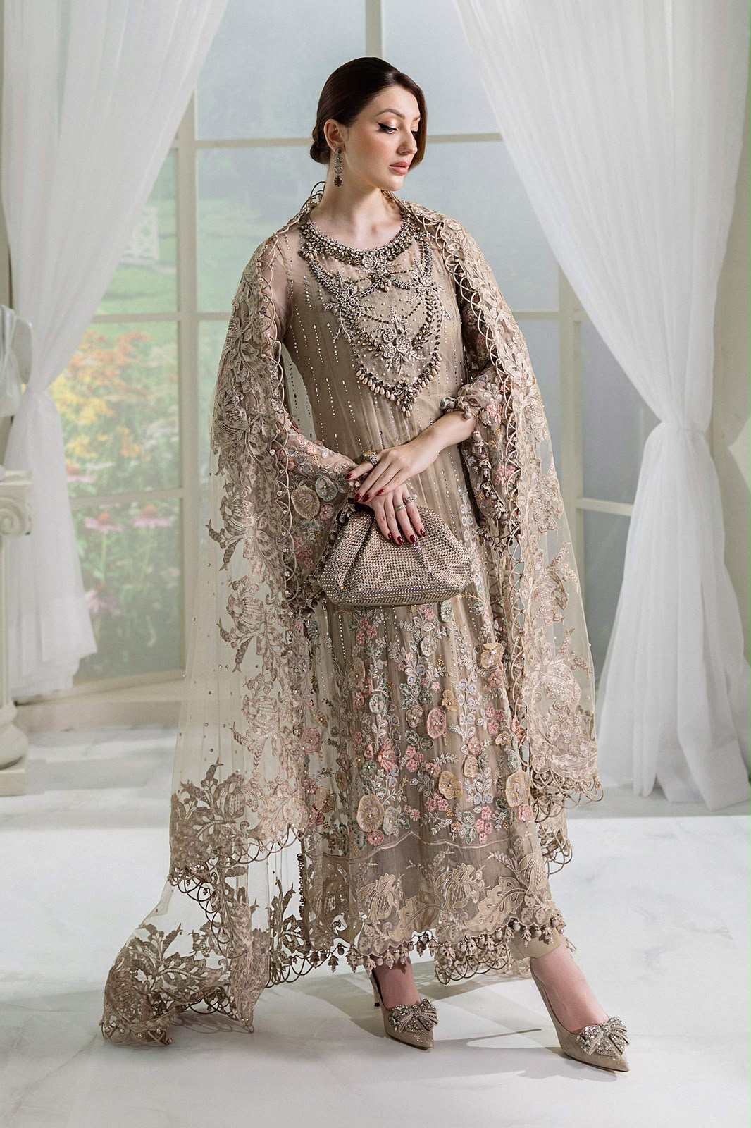 MARIA B LUXURY EMBROIDERED CHIFFON 3 PC SUIT WITH READY EMBROIDERED DUPPATA