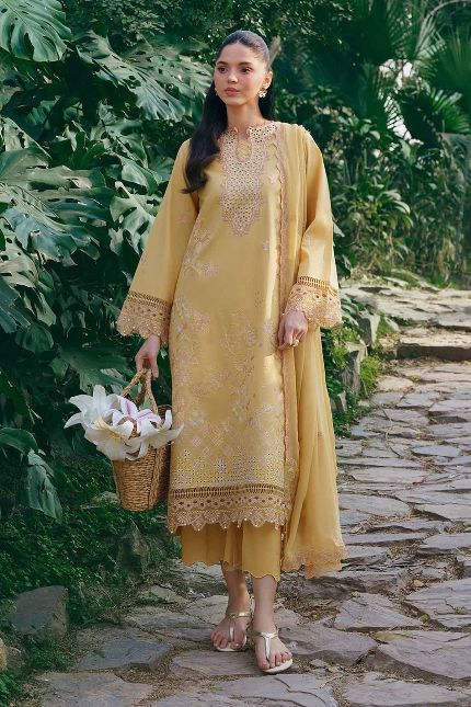 GARNET LAWN 3 PC WITH EMBROIDERED DUPATA