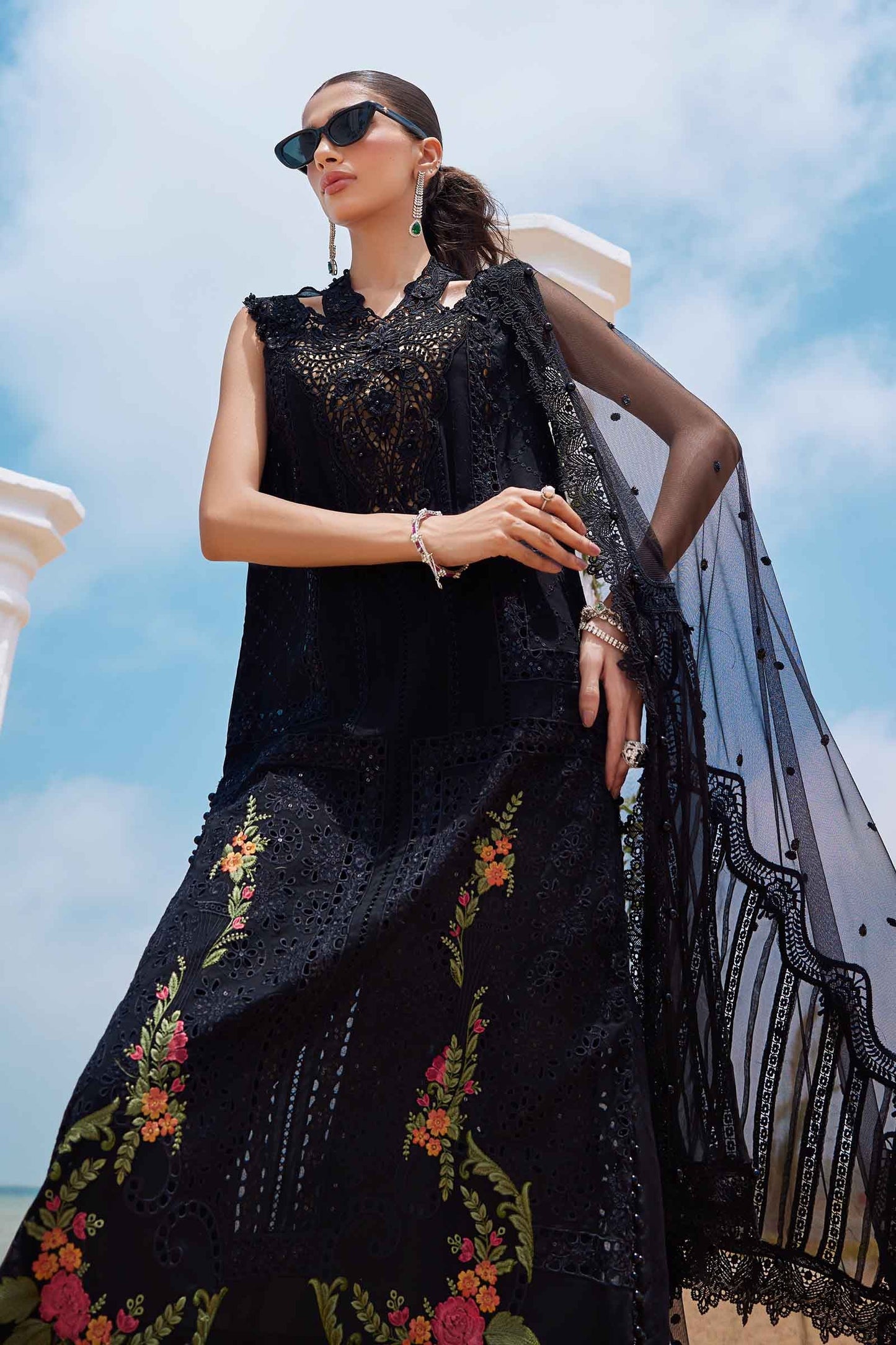 MARIA B LUXURY LAWN EMBROIDERED 3 PC WITH EMBROIDERED DUPPATA