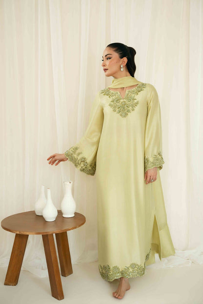 KAIDA RAW SILK 3 PC EMBROIDERED SUIT WITH SOFT SILK DUPPTA