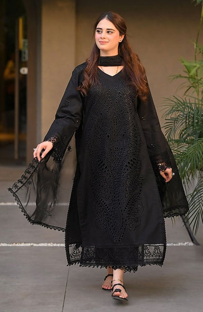 BAREEZE LUXURY LAWN EMBROIDERED 3 PC WITH EMBROIDERED DUPPATA