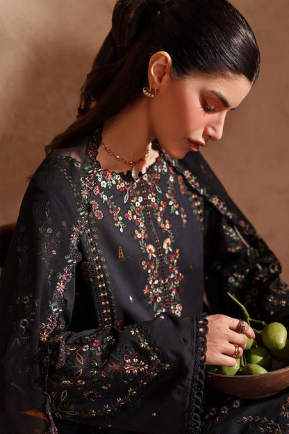 IZNIK WINTER EMBROIDERED 3 PC SUIT WITH EMBROIDERED SHAWL