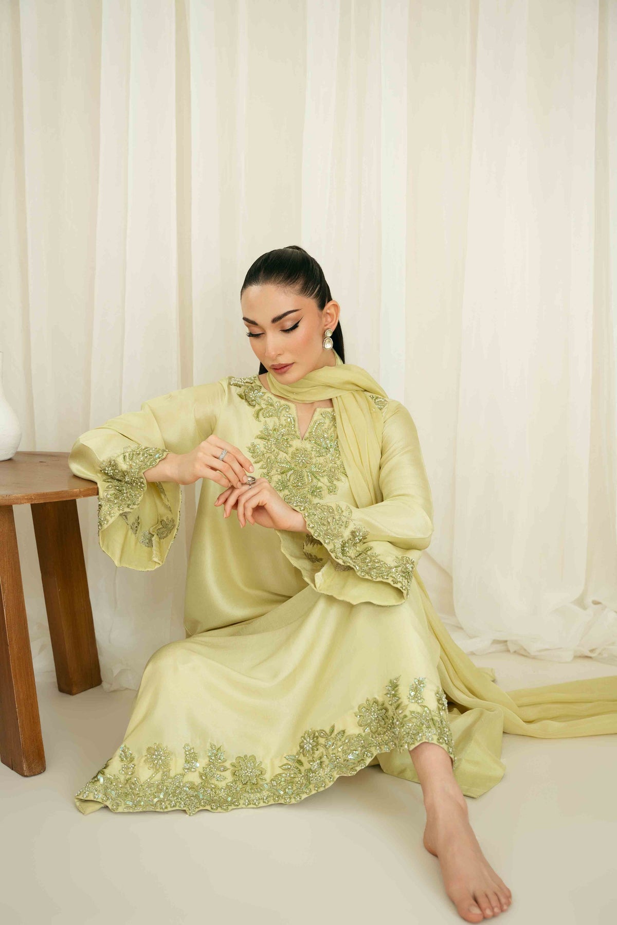 KAIDA RAW SILK 3 PC EMBROIDERED SUIT WITH SOFT SILK DUPPTA