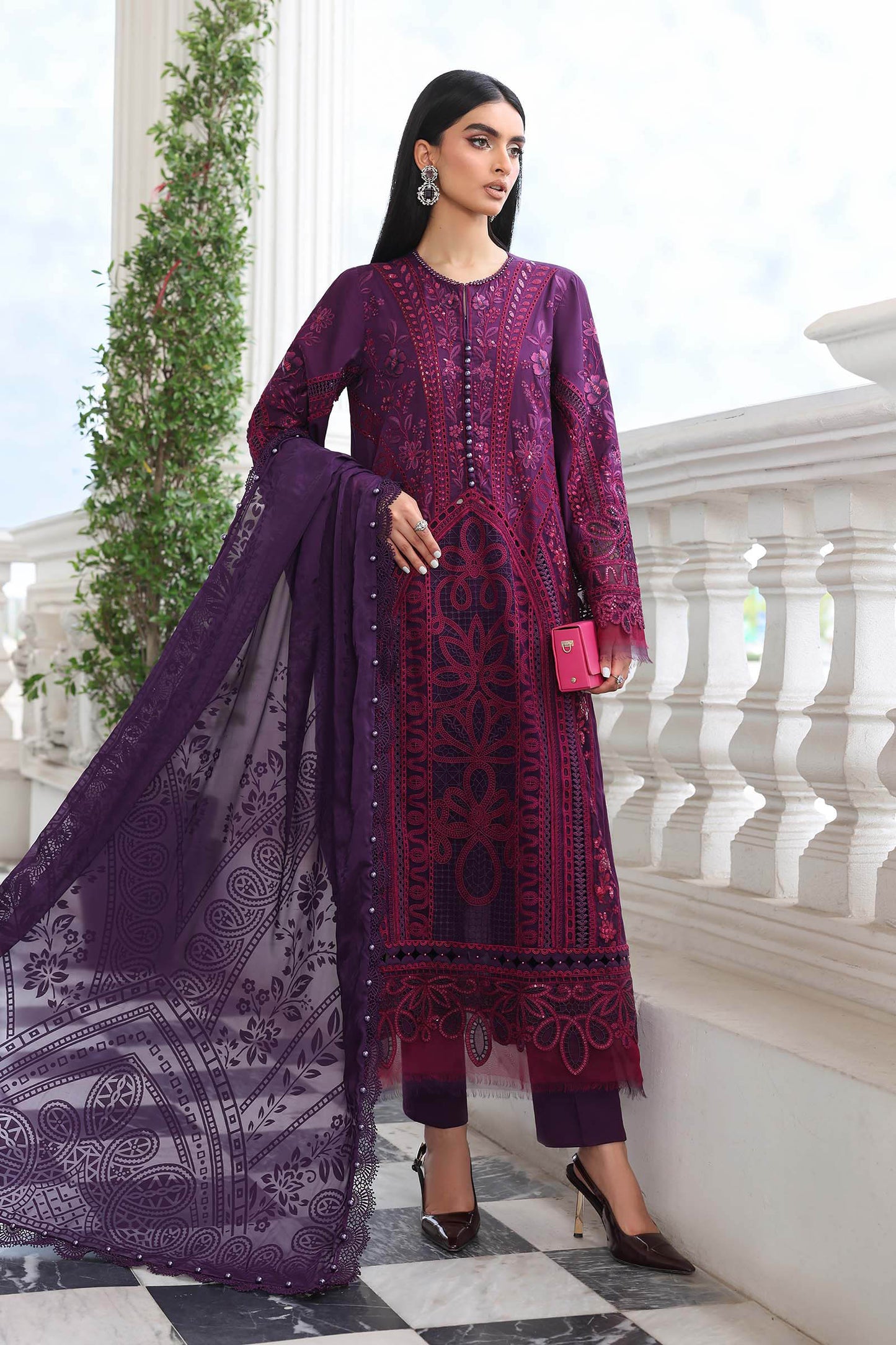 MARIA B LUXURY LAWN EMBROIDERED 3 PC WITH EMBROIDERED DUPPATA
