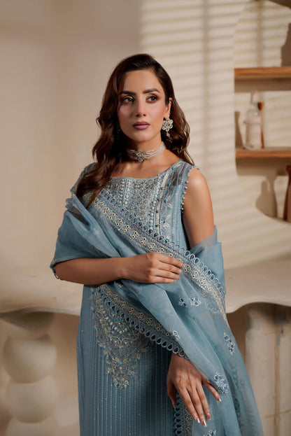 MARYAM'S ORGANZA EMBROIDERED 3 PC SUIT WITH EMBROIDERED DUPPATA