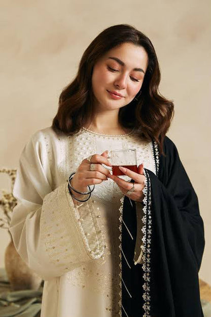 ZARA SHAH JHAN WINTER EMBROIDERED 3 PC SUIT WITH EMBROIDERED SHAWL