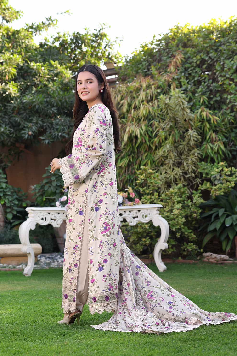 ANEELAS EMBROIDERED 3 PC WITH EMBROIDERED DUAPPTA