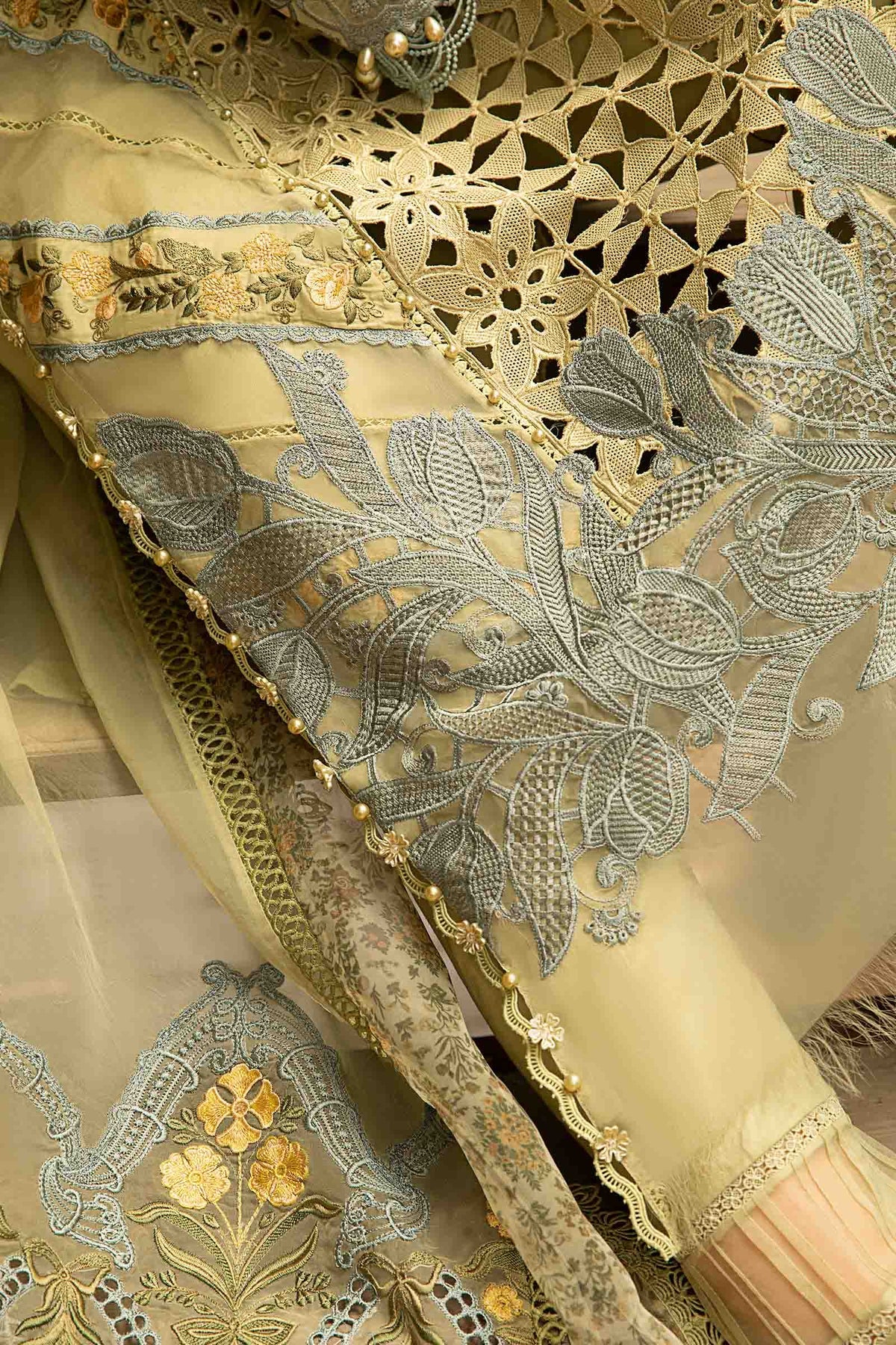 Maria B Lawn 3 PC With Heavy Sequence Embroidery