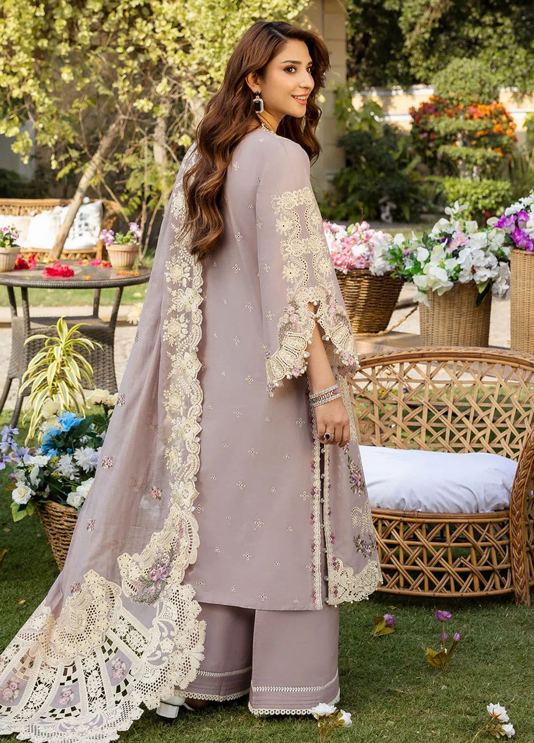 ELAF LUXURY LAWN EMBROIDERED 3 PC WITH EMBROIDERED DUPPATA