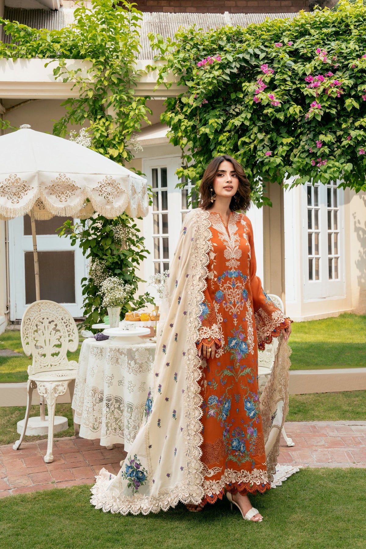 ANEELAS KARANDI EMBROIDERED 3 PC SUIT WITH EMBR SHAWL