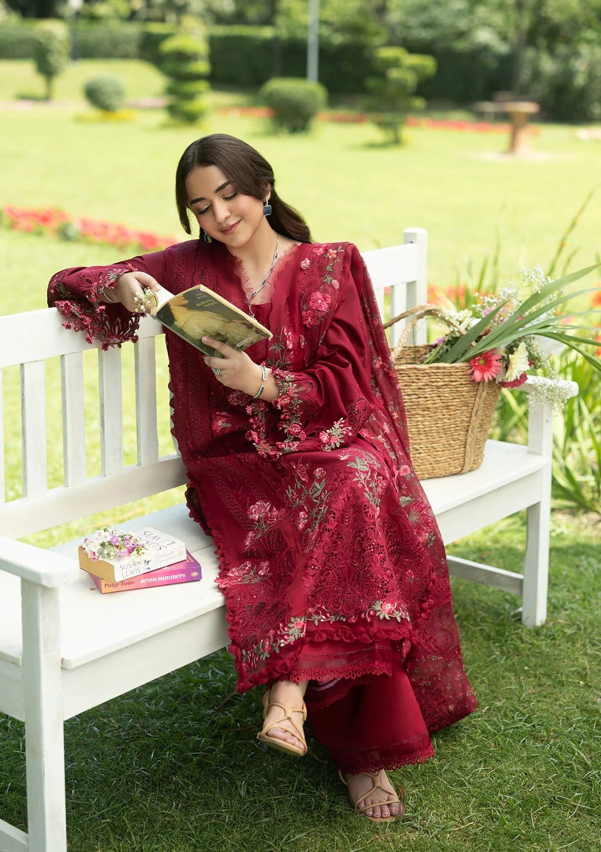 ELAF PREMIUM LAWN EMBROIDERED 3 PC SUIT WITH EMBROIDERED DUPPATA