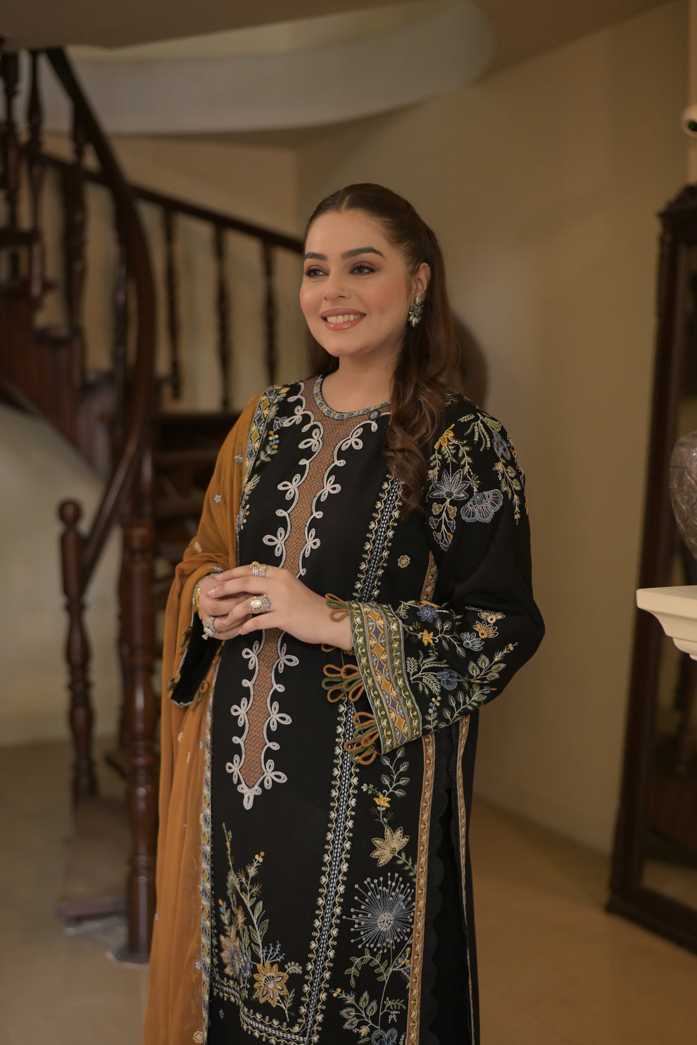 ANEELAS WINTER EMBROIDERED 3 PC SUIT WITH EMBROIDERED SHAWL